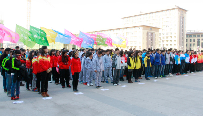 金沙威尼斯欢乐娱人城第九届纪念“一二•九运动”主题拔河比赛圆满落幕