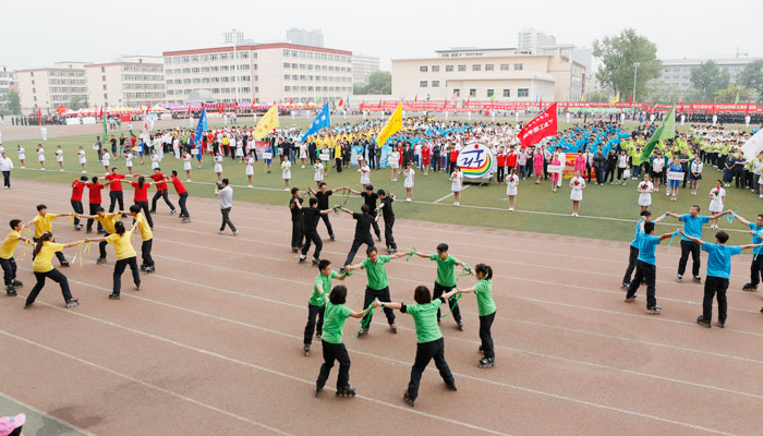 金沙威尼斯欢乐娱人城在金沙威尼斯欢乐娱人城2013年田径运动会上取得优异成绩